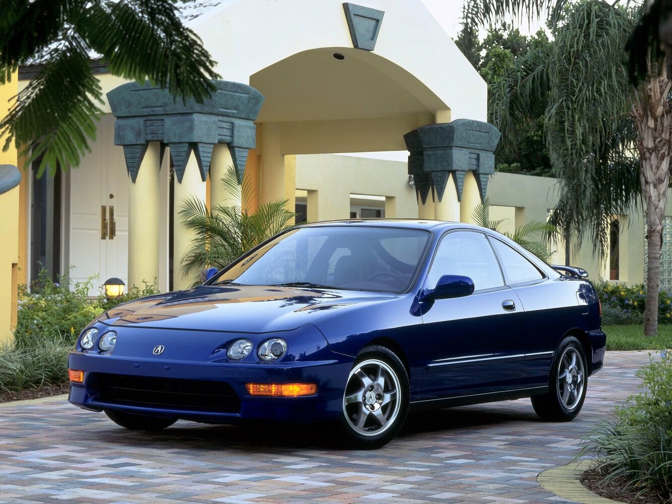 Acura Integra III, вид сбоку