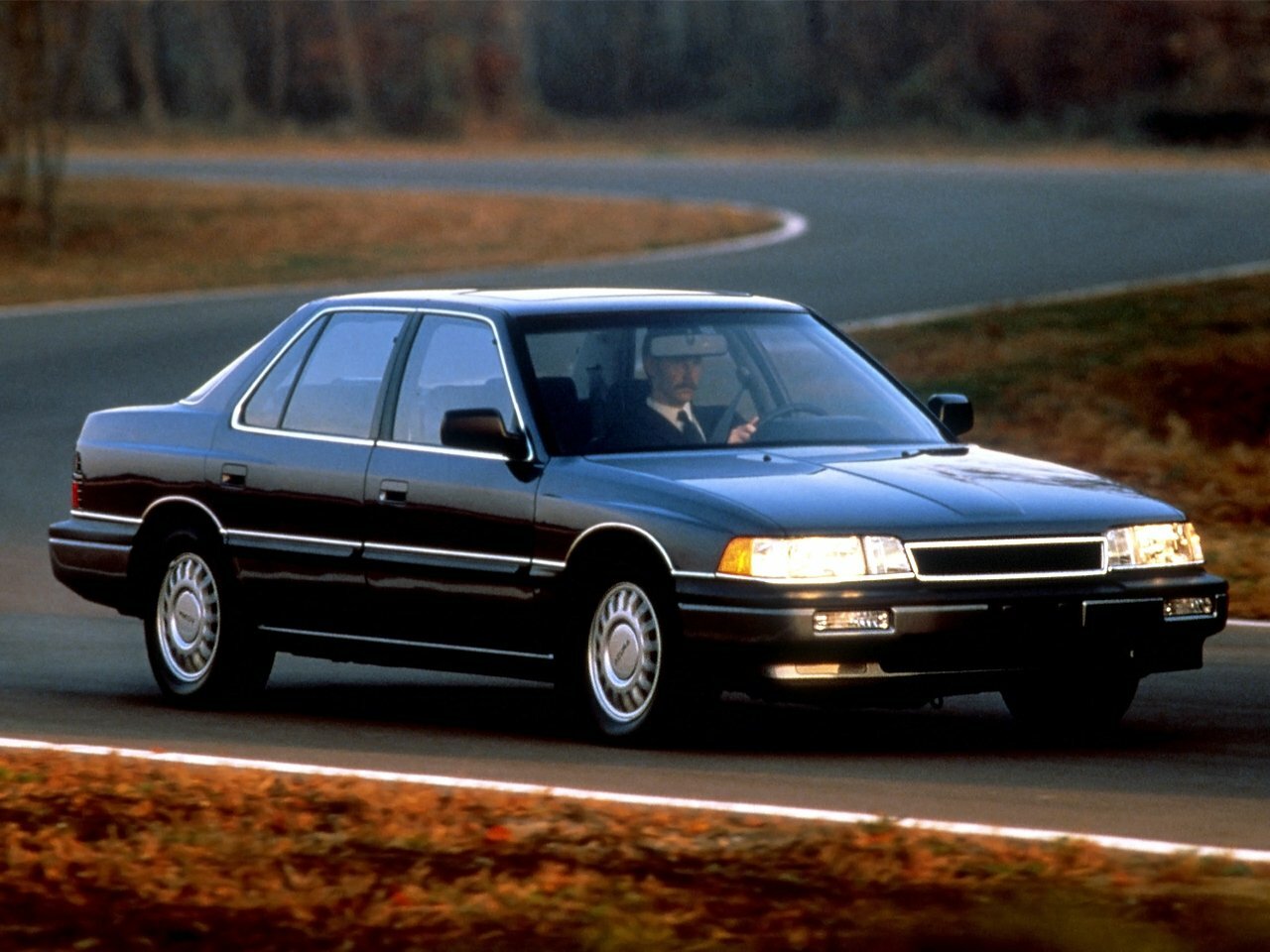 Acura Legend I, Седан: фото поколения