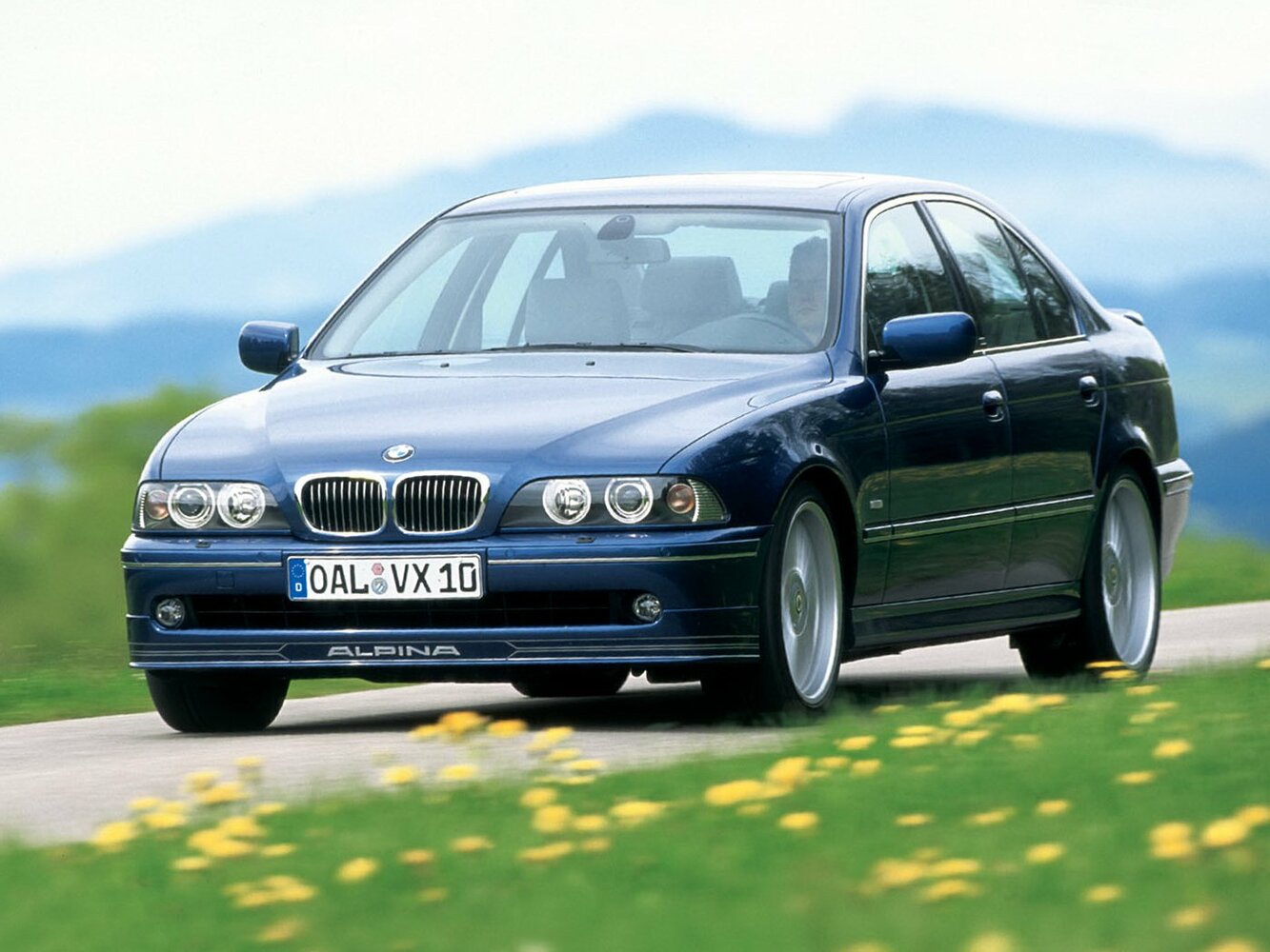 Alpina B10