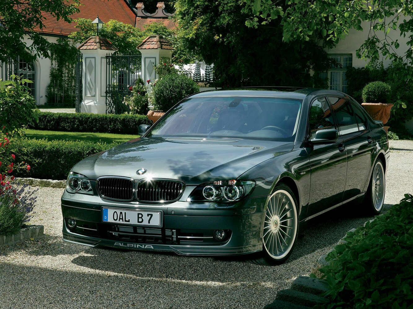 Alpina B7 E65/66, вид сбоку