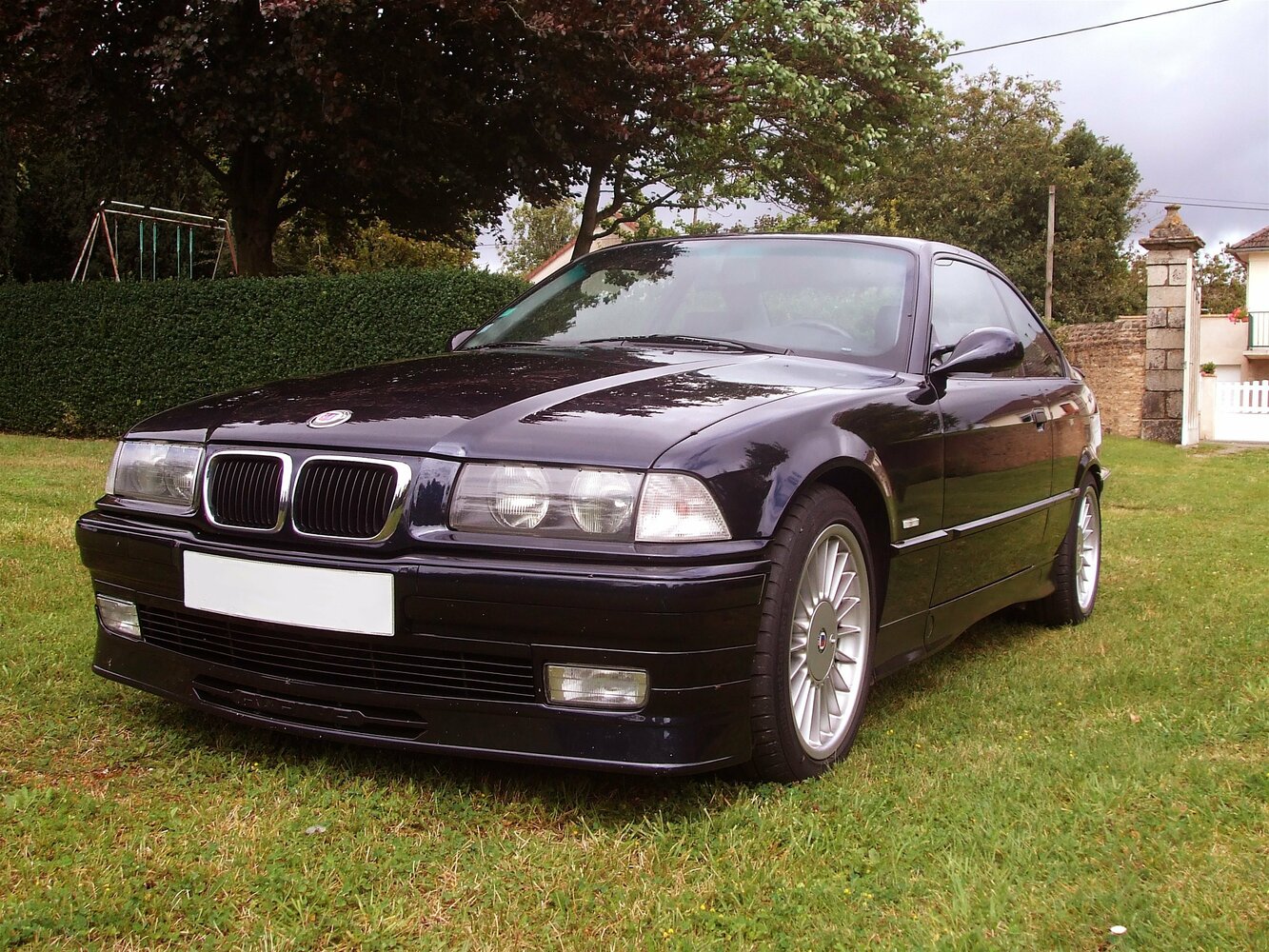 Alpina B8 E36, Купе: фото поколения