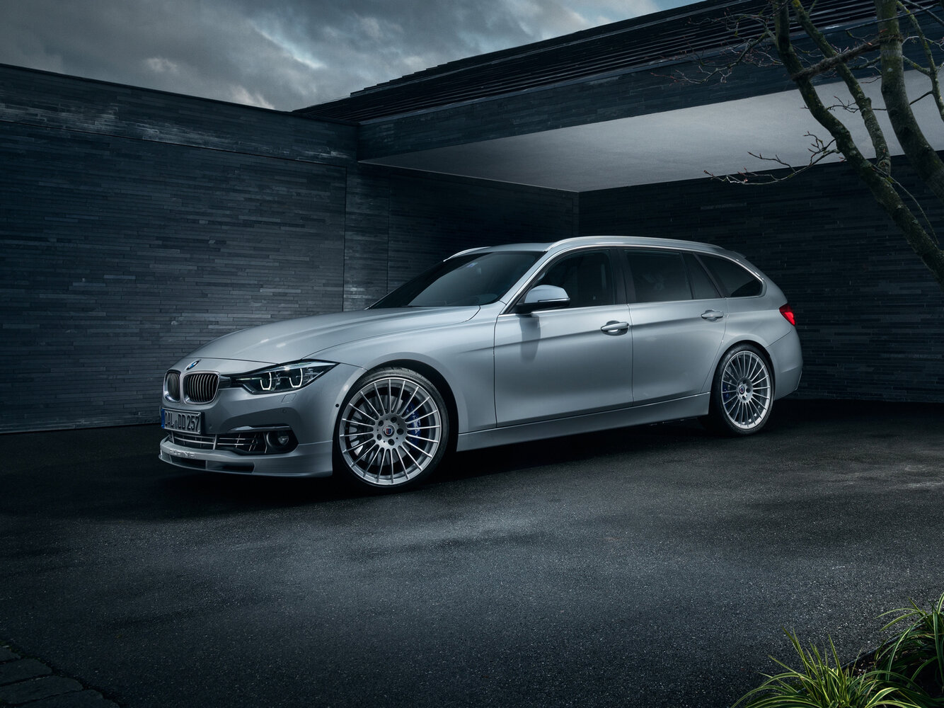 Alpina D3 F30 Рестайлинг, Универсал 5 дв.: фото поколения