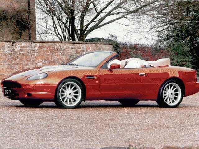 Aston Martin DB7 I, вид сбоку