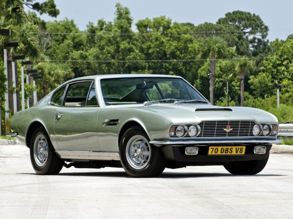 Aston Martin DBS I
