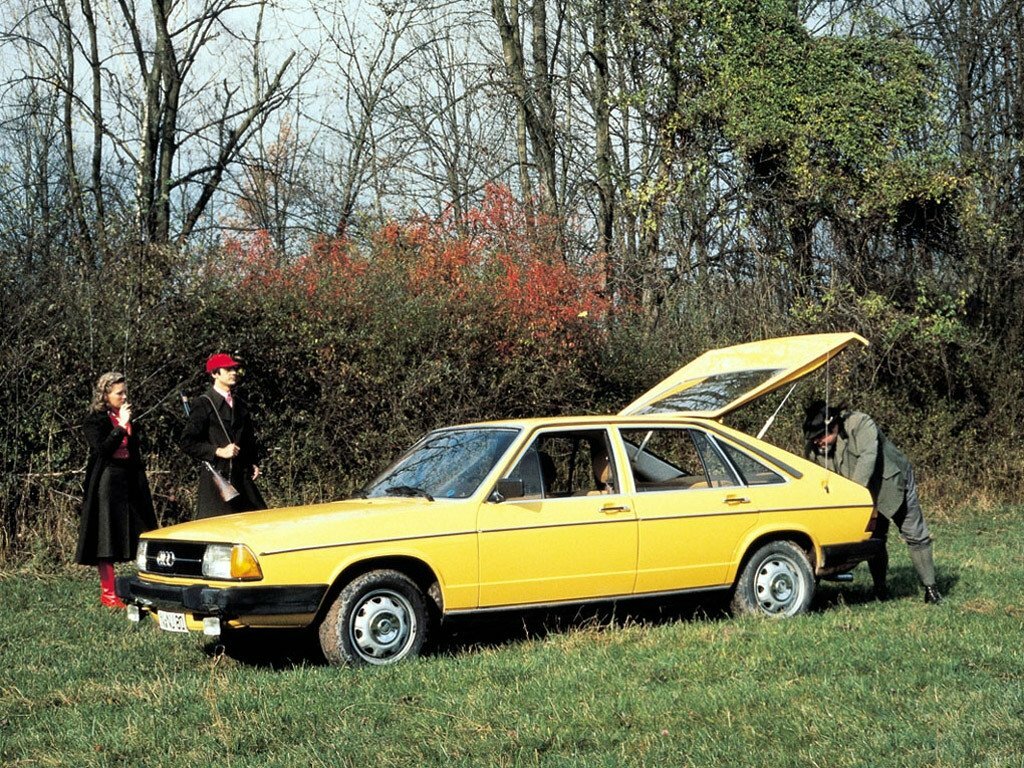 Audi 100 II (C2)