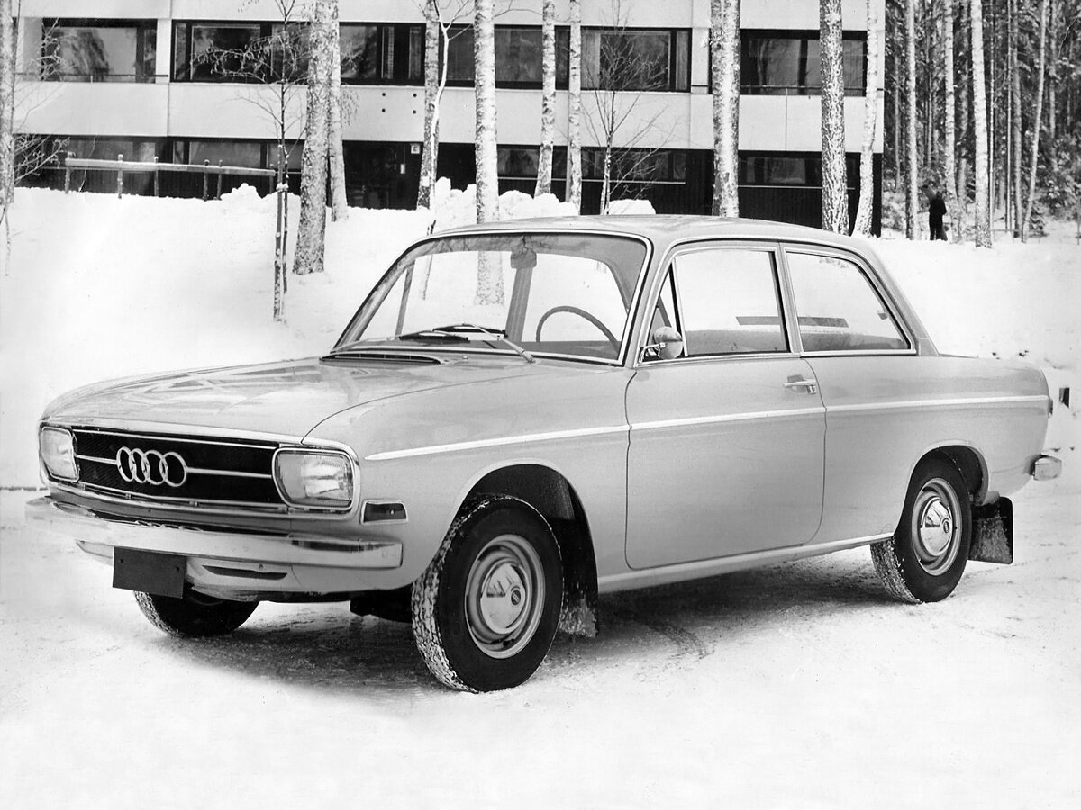Audi 60, вид сбоку