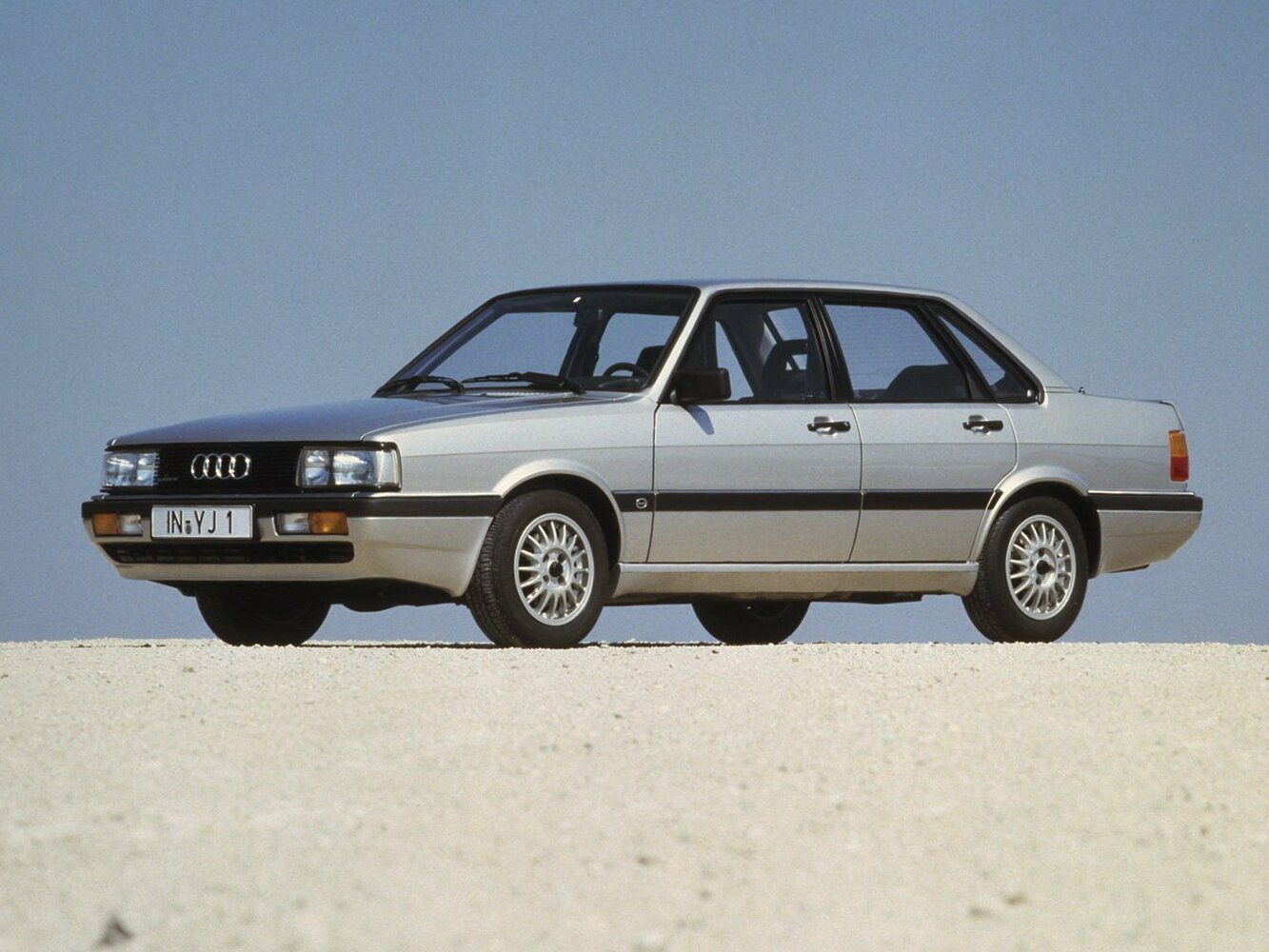 Audi 90 I (B2)