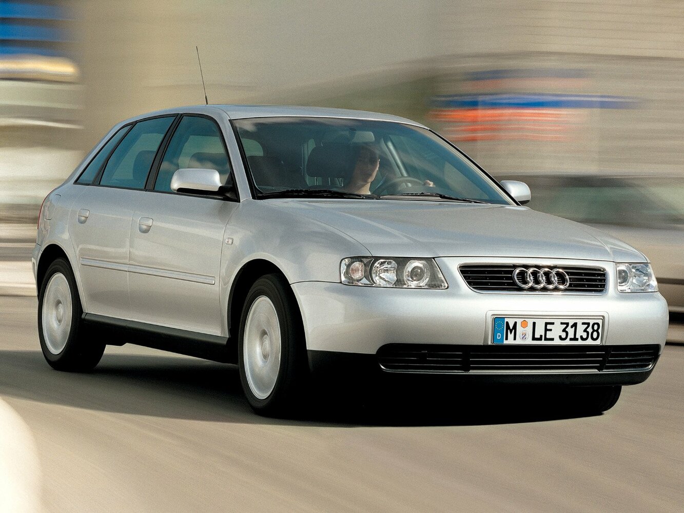 Audi A3 I (8L) Рестайлинг, Хэтчбек 5 дв.: фото поколения