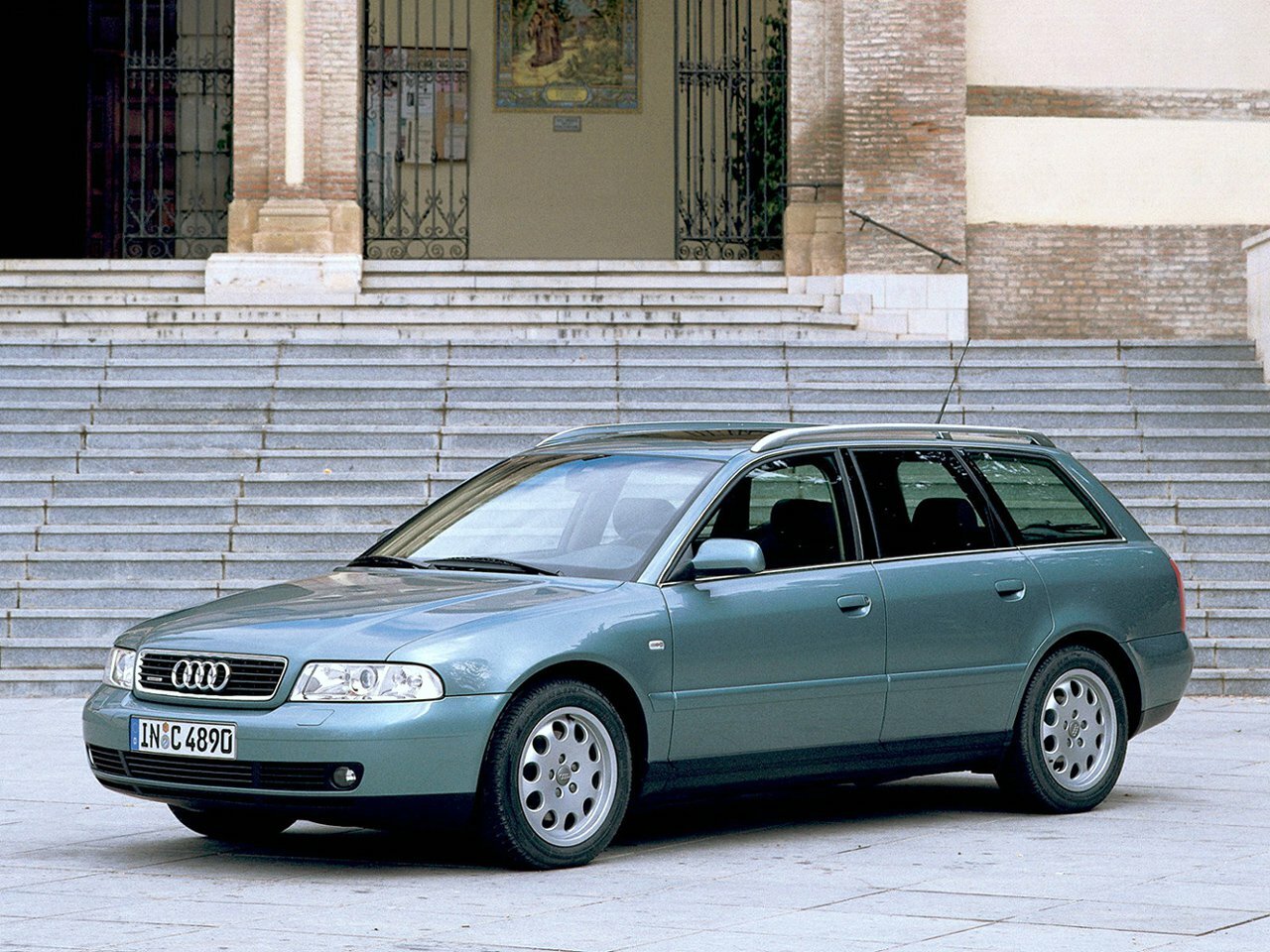 Audi A4 I (B5) Рестайлинг