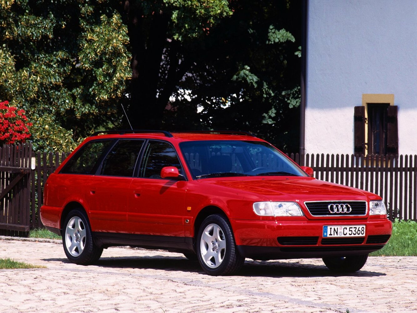 Audi A6 I (C4)