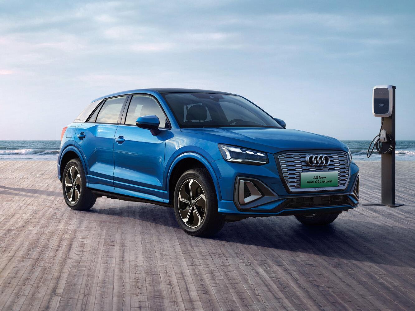 Audi Q2 I Рестайлинг, Внедорожник 5 дв. L: фото поколения