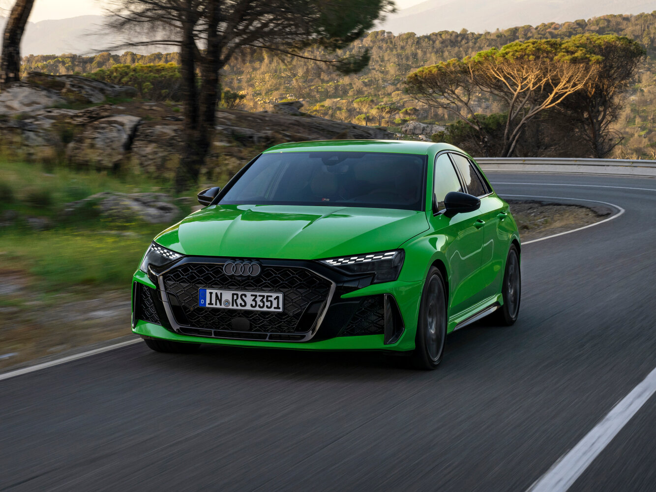 Audi RS 3 III (8Y) Рестайлинг, вид сбоку