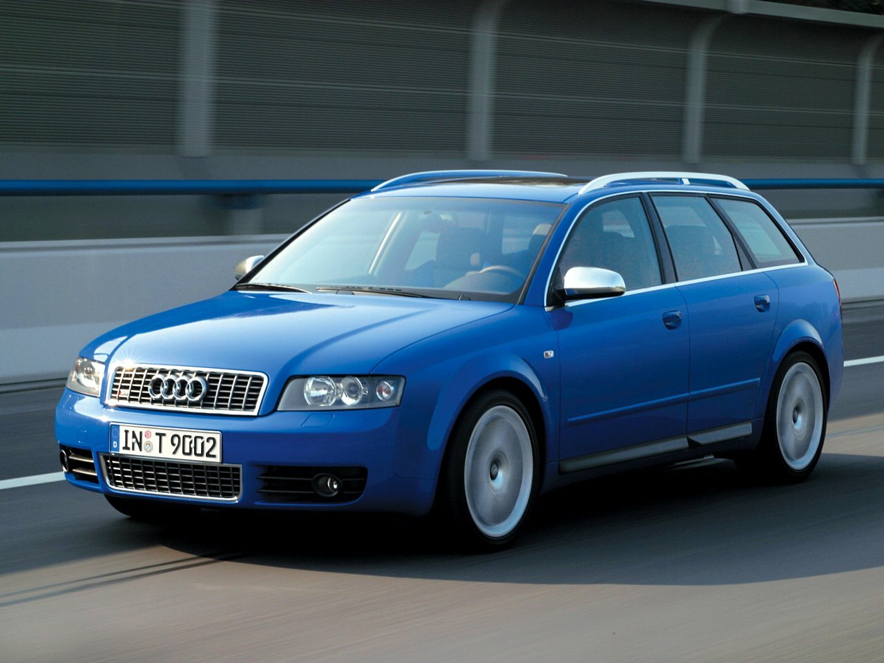 Audi S4 II (B6), Универсал 5 дв.: фото поколения