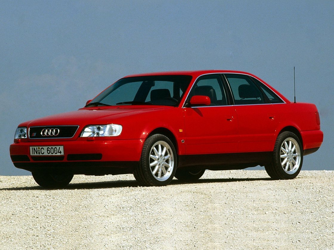 Audi S6 I (C4), вид сбоку