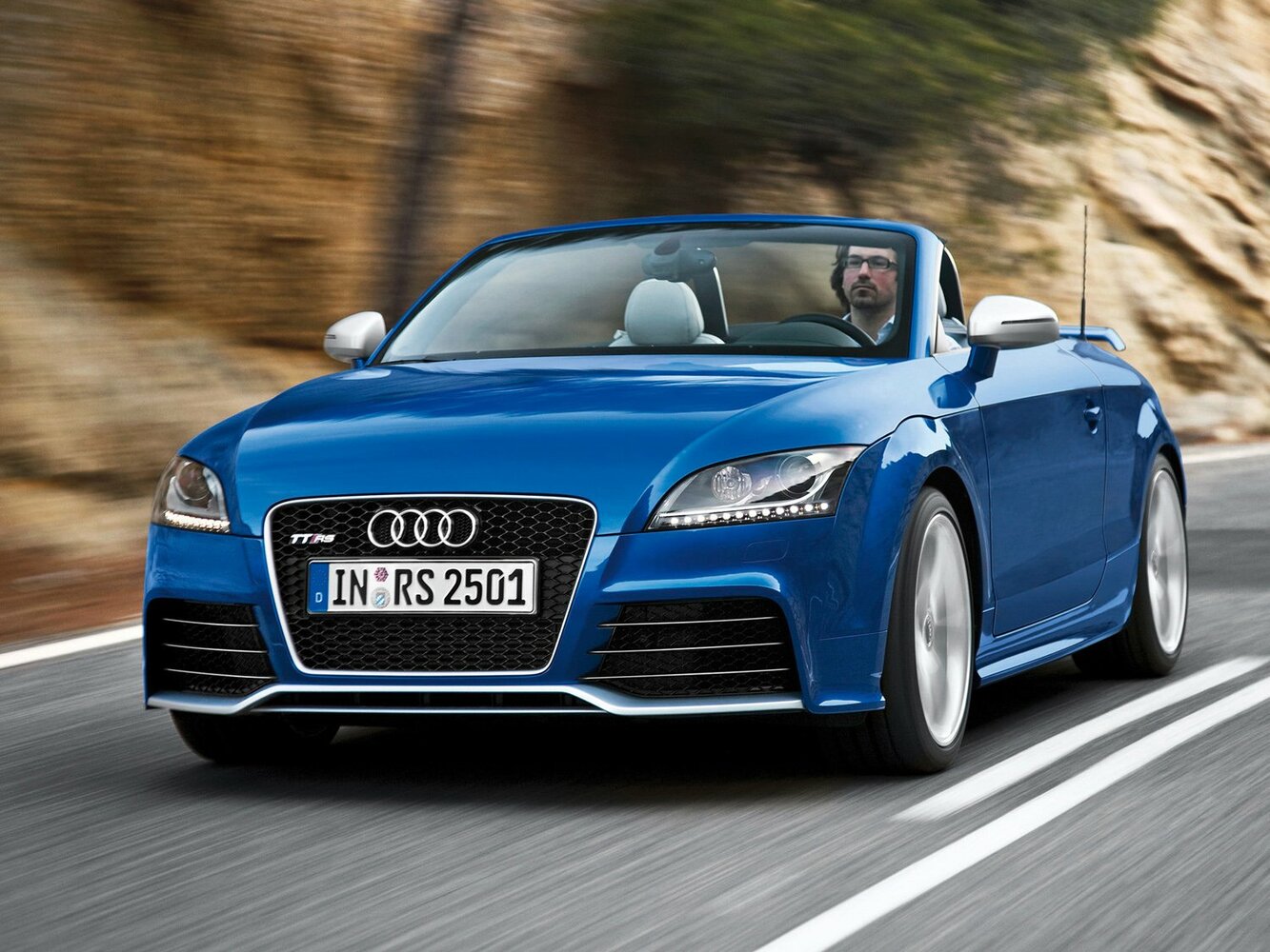 Audi TT RS II (8J), Родстер: фото поколения