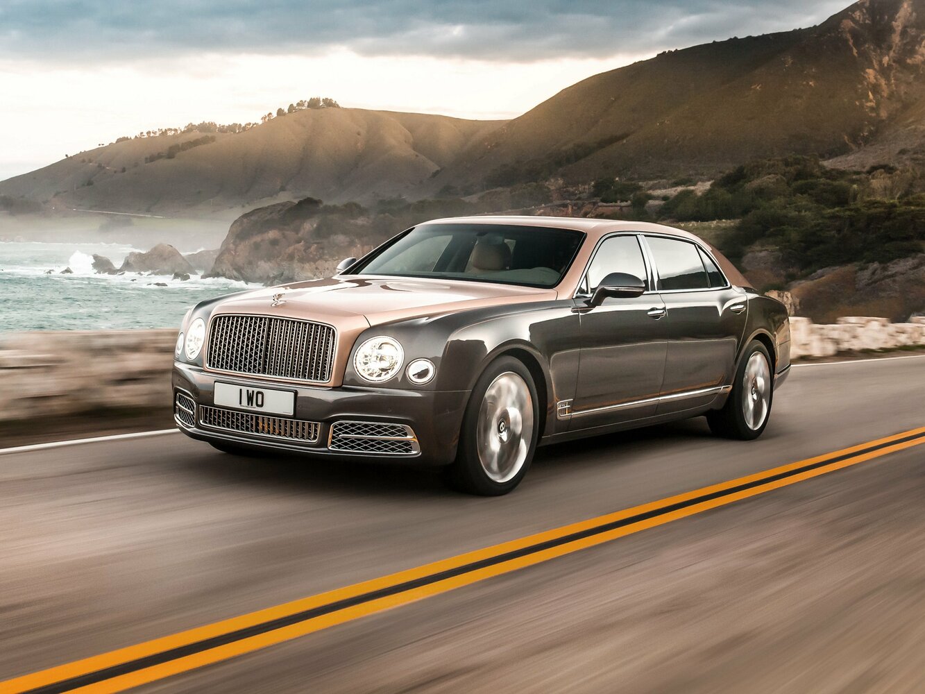 Bentley Mulsanne II Рестайлинг, Седан EWB: фото поколения