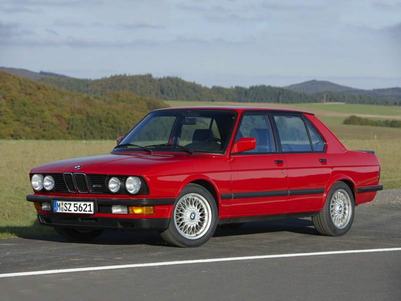 BMW M5 I (E28)