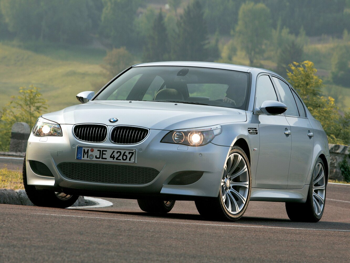 BMW M5 IV (E60/E61)