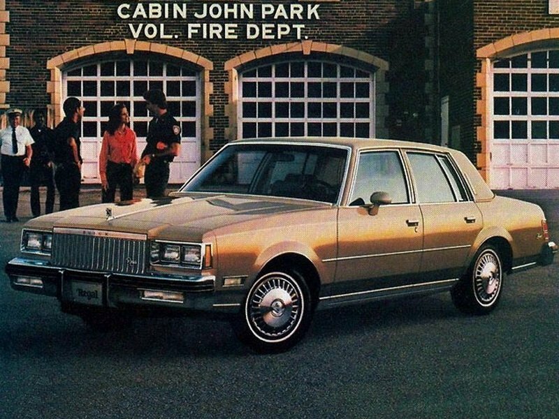 Buick Regal II, вид сбоку