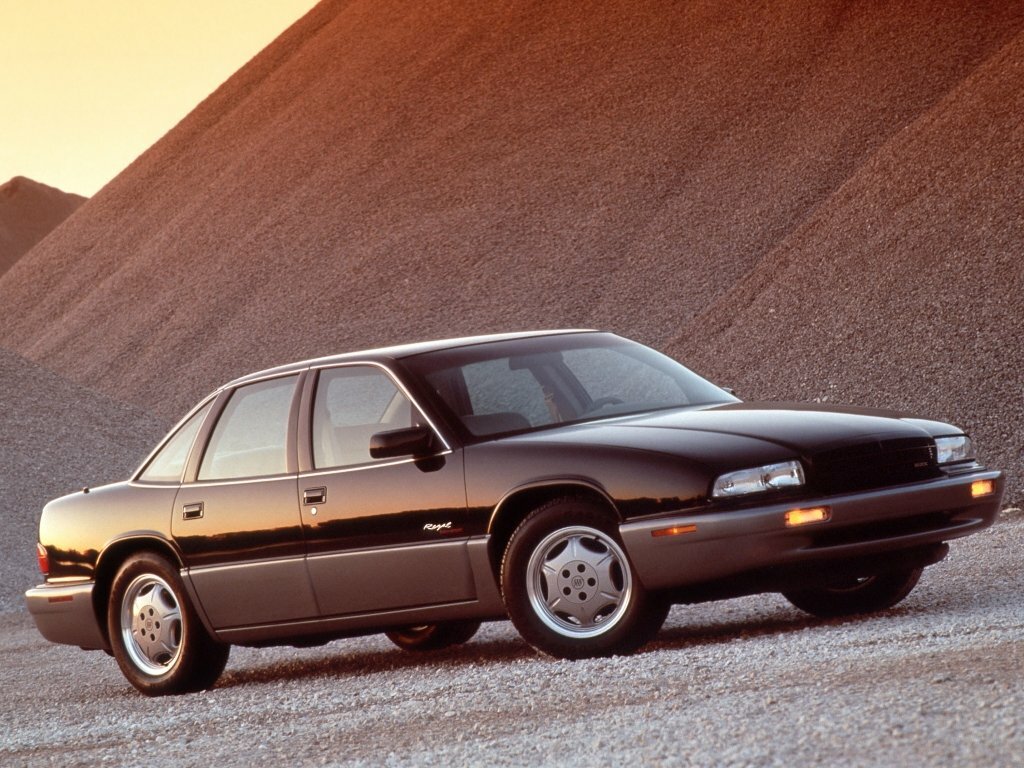 Buick Regal III, Седан: фото поколения