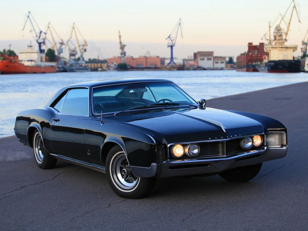Buick Riviera II