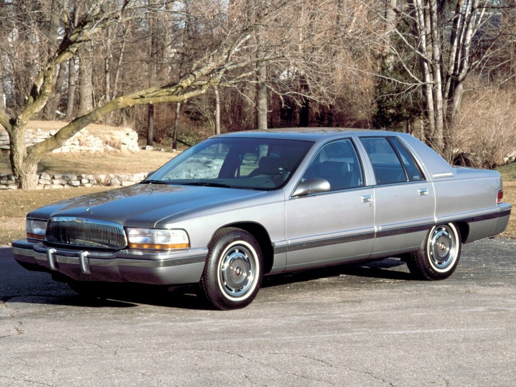 Buick Roadmaster VIII, вид сбоку