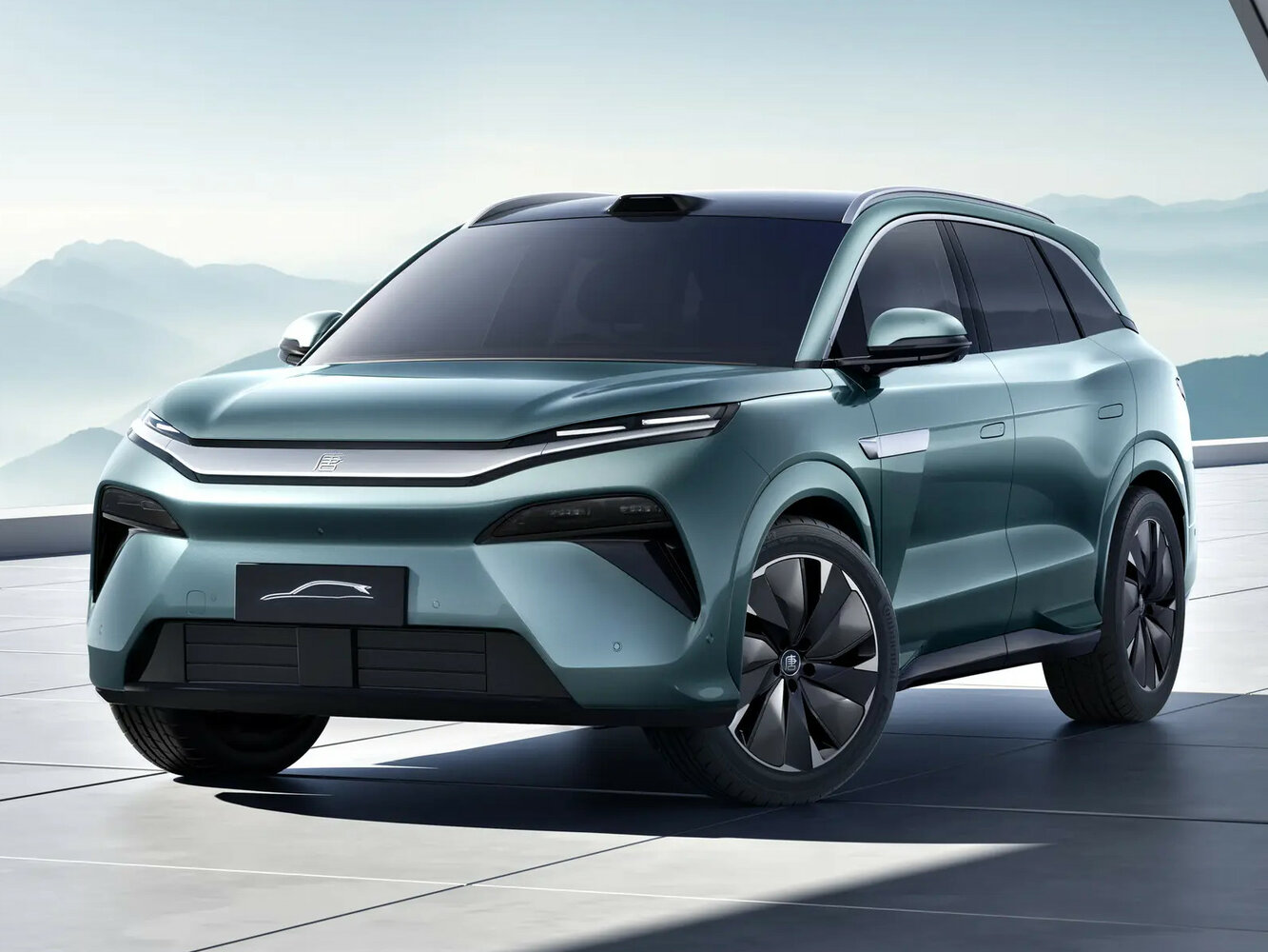 BYD Tang L