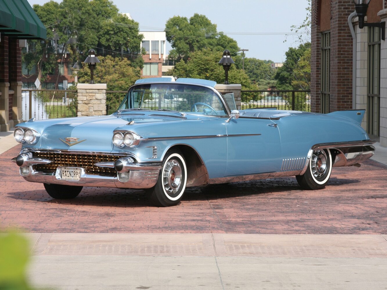 Cadillac Eldorado III