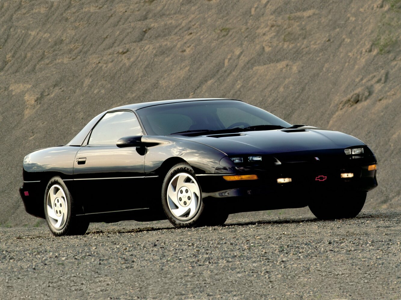 Chevrolet Camaro IV