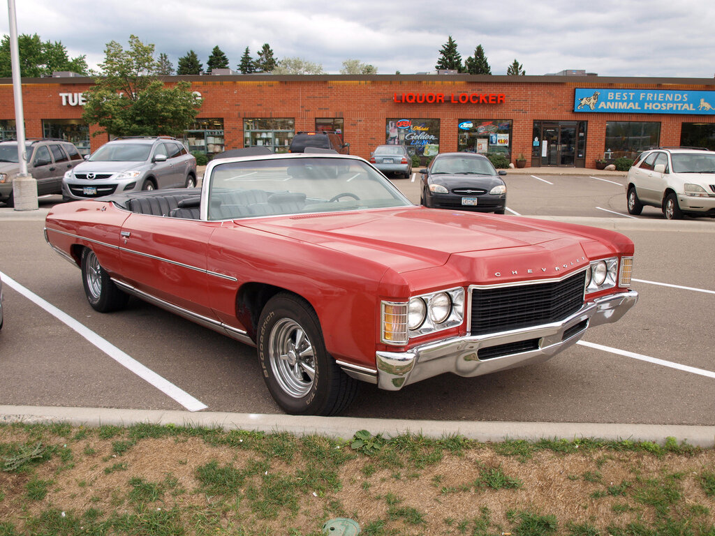 Chevrolet Impala V, вид сбоку