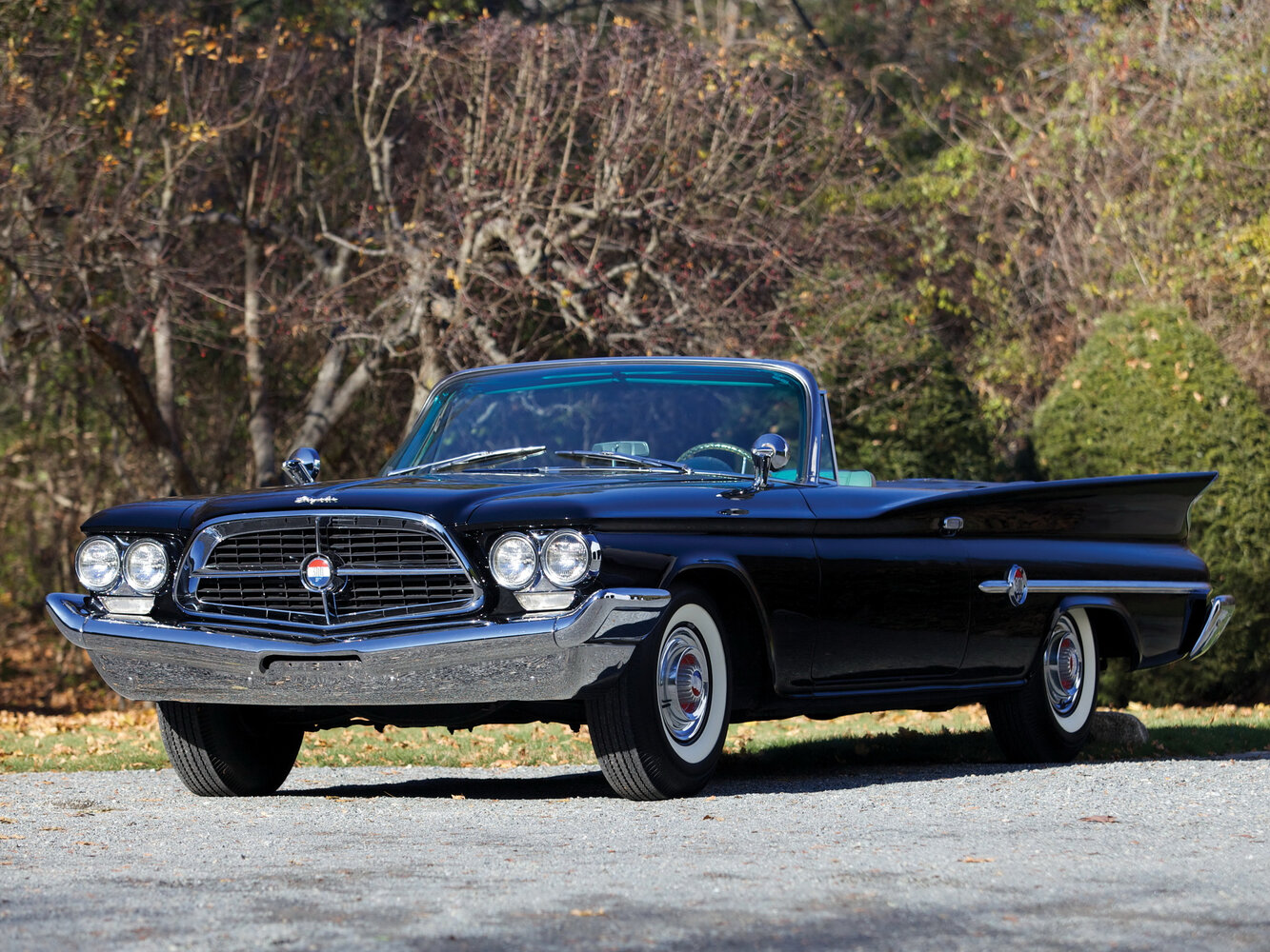 Chrysler 300 Letter Series III (300F), вид сбоку