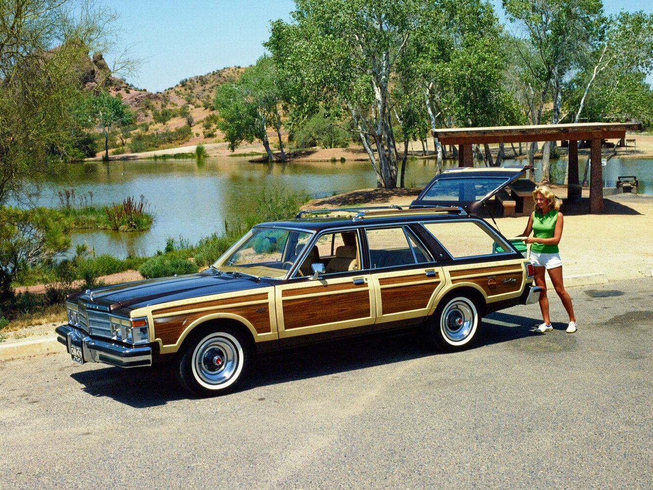 Chrysler LeBaron I, Универсал 5 дв.: фото поколения