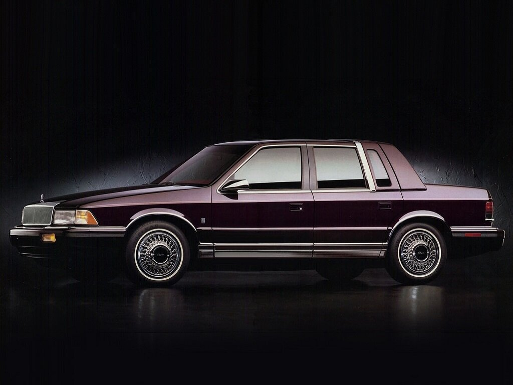 Chrysler LeBaron III Рестайлинг, Седан: фото поколения