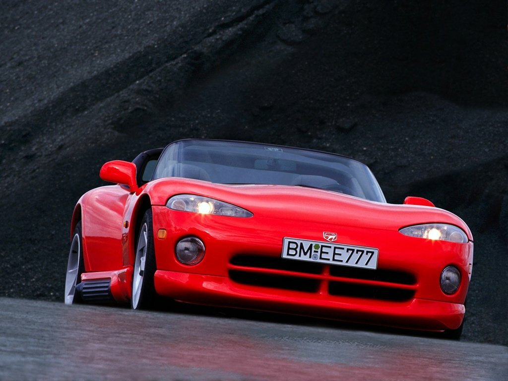Chrysler Viper, вид сбоку