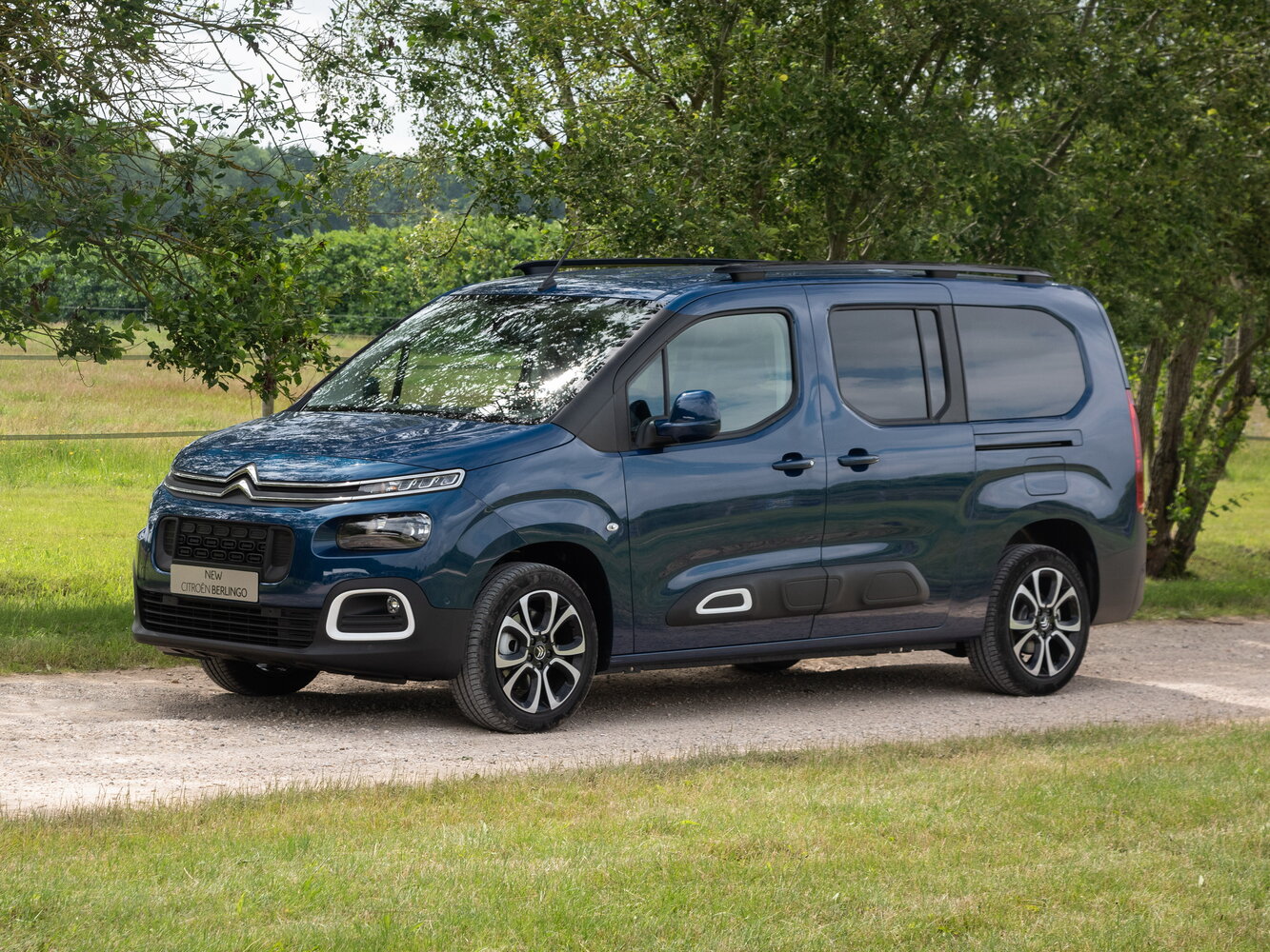 Citroen Berlingo III, Компактвэн XL: фото поколения