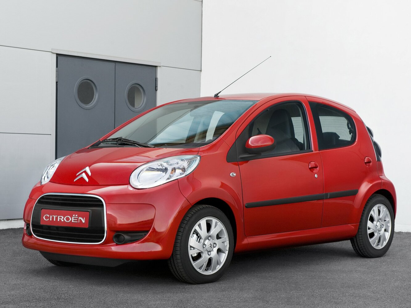 Citroen C1 I Рестайлинг, Хэтчбек 5 дв.: фото поколения