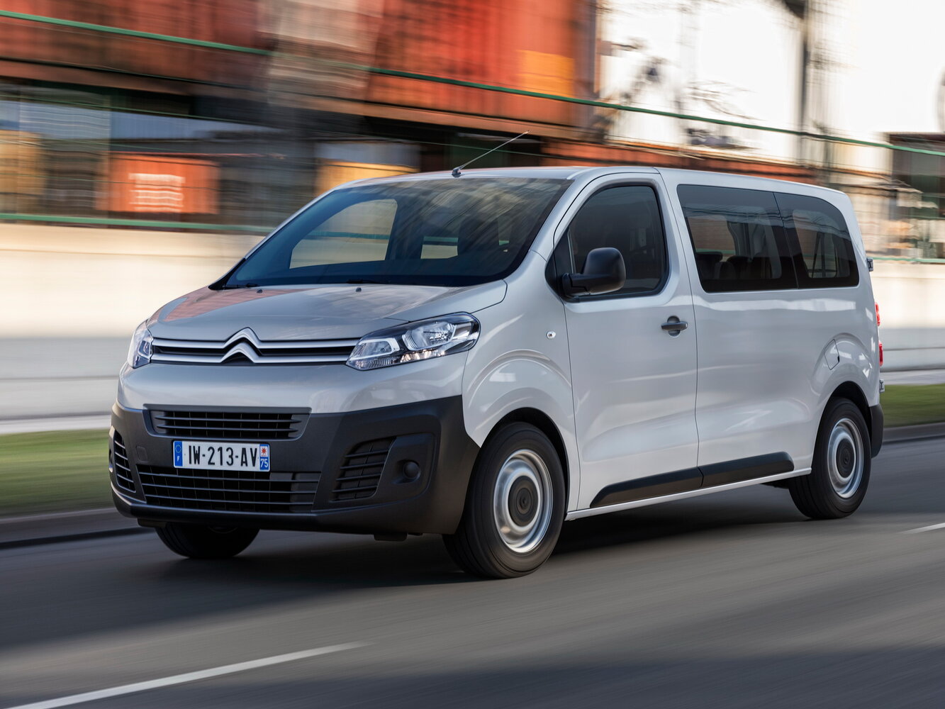 Citroen Jumpy III, вид сбоку