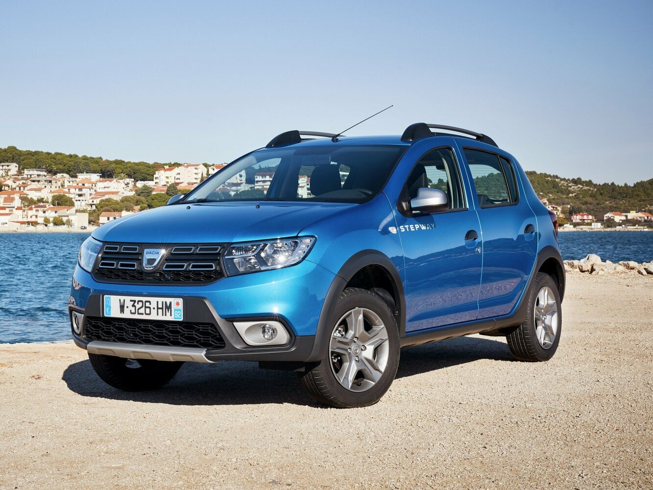 Dacia Sandero II Рестайлинг, вид сбоку