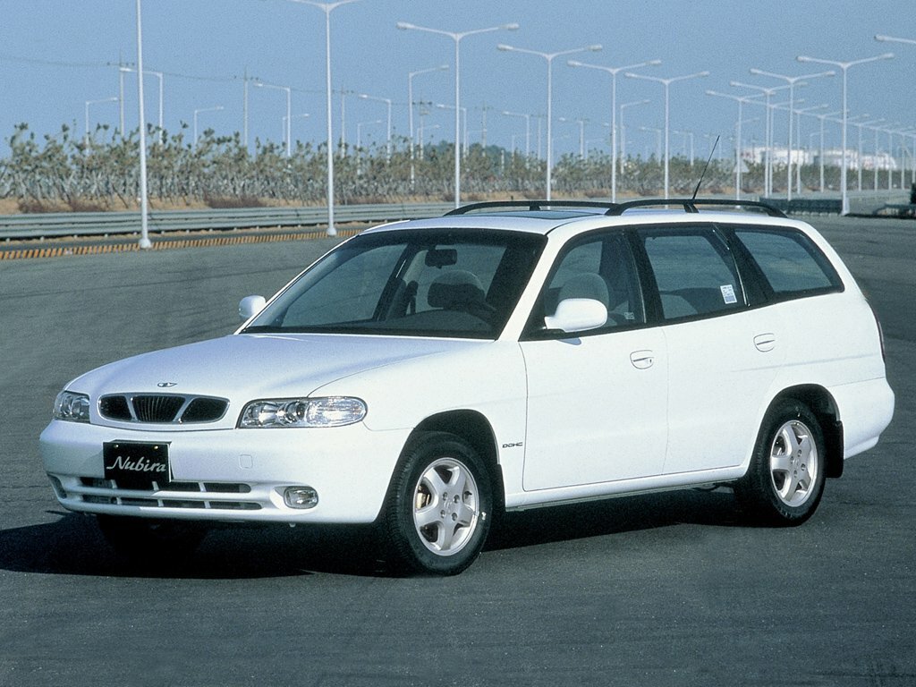 Daewoo Nubira I, Универсал 5 дв.: фото поколения