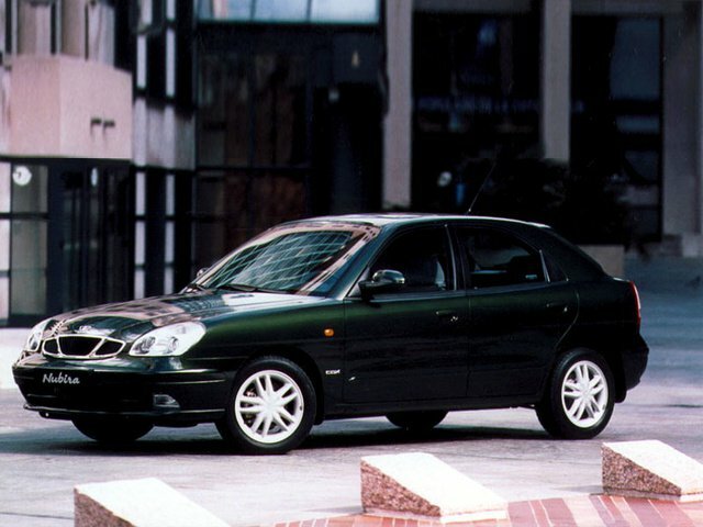 Daewoo Nubira II, Хэтчбек 5 дв.: фото поколения