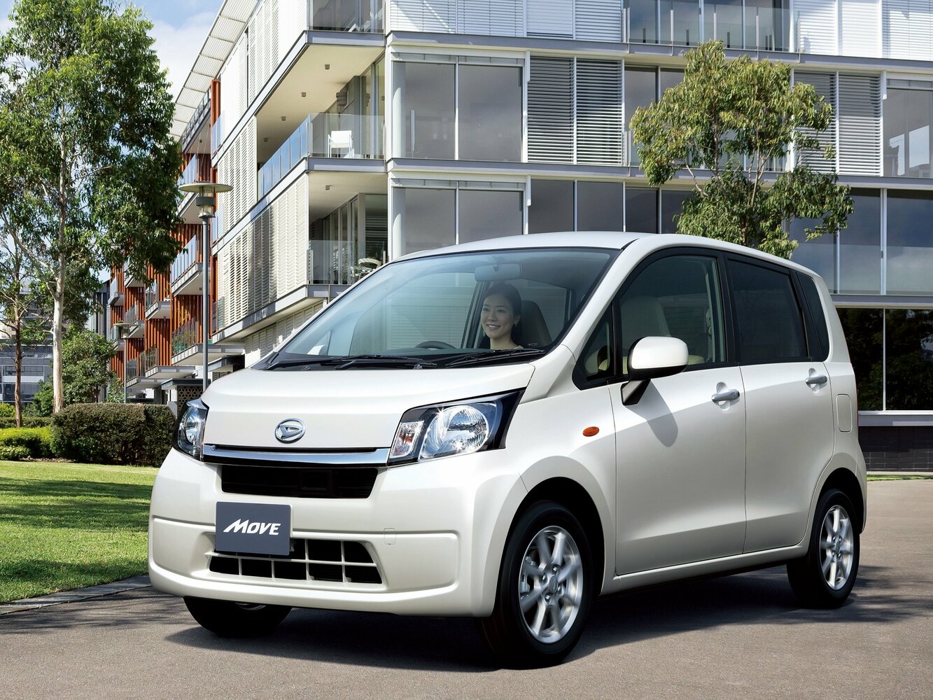 Daihatsu Move V