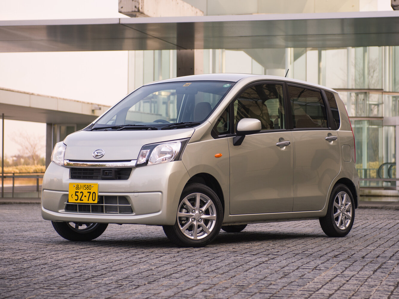 Daihatsu Move V Рестайлинг