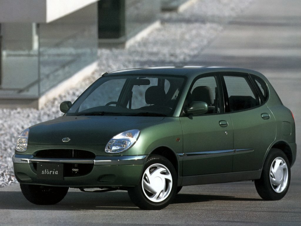 Daihatsu Storia I (M100)