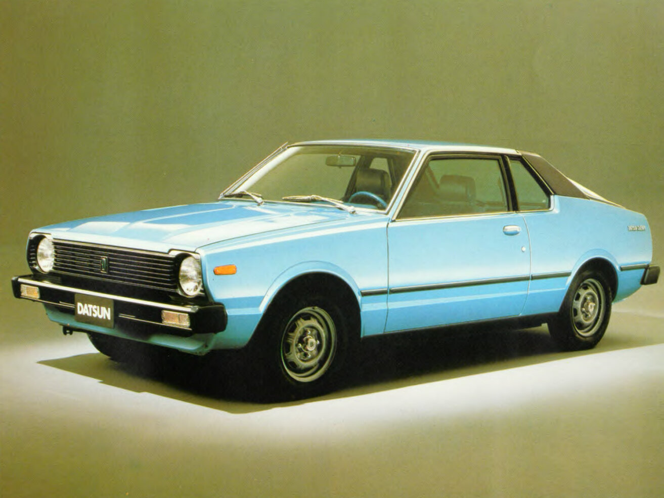 Datsun Cherry III, вид сбоку