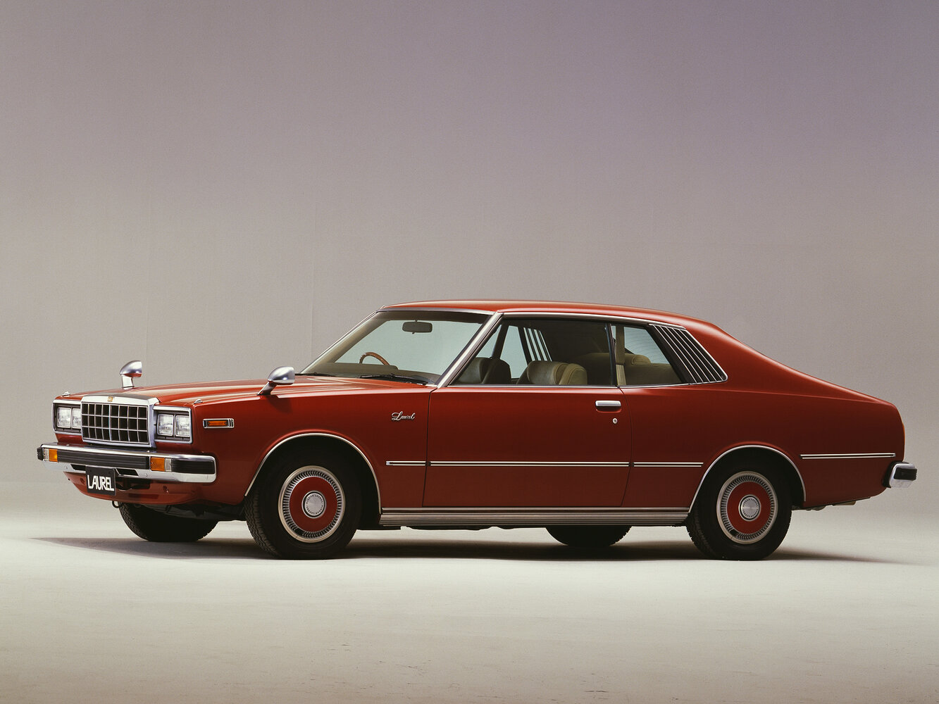 Datsun Laurel III, Купе: фото поколения