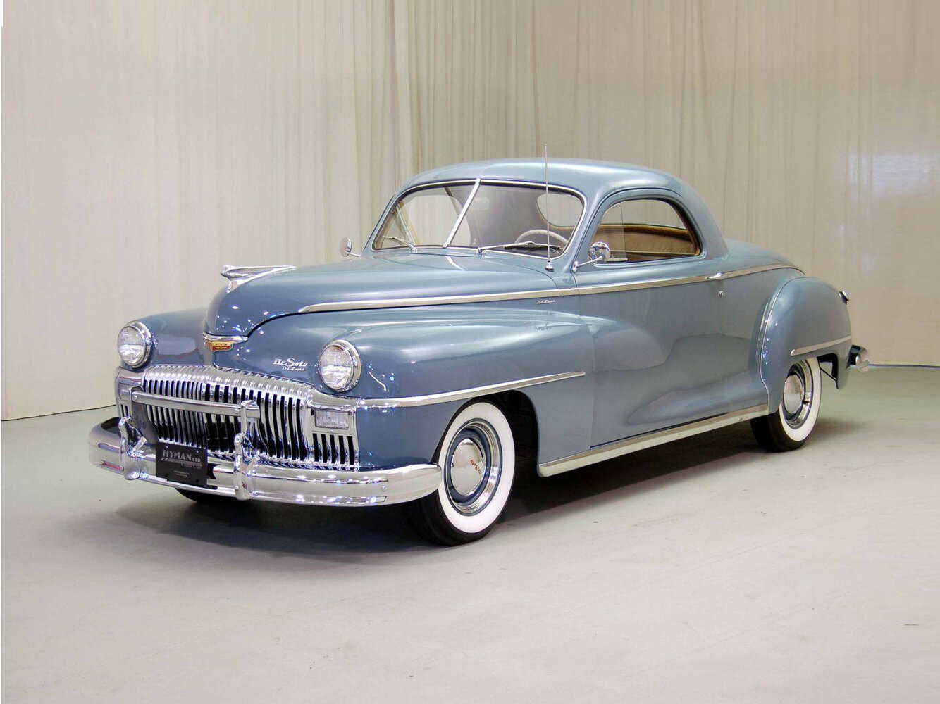 DeSoto Deluxe, вид сбоку