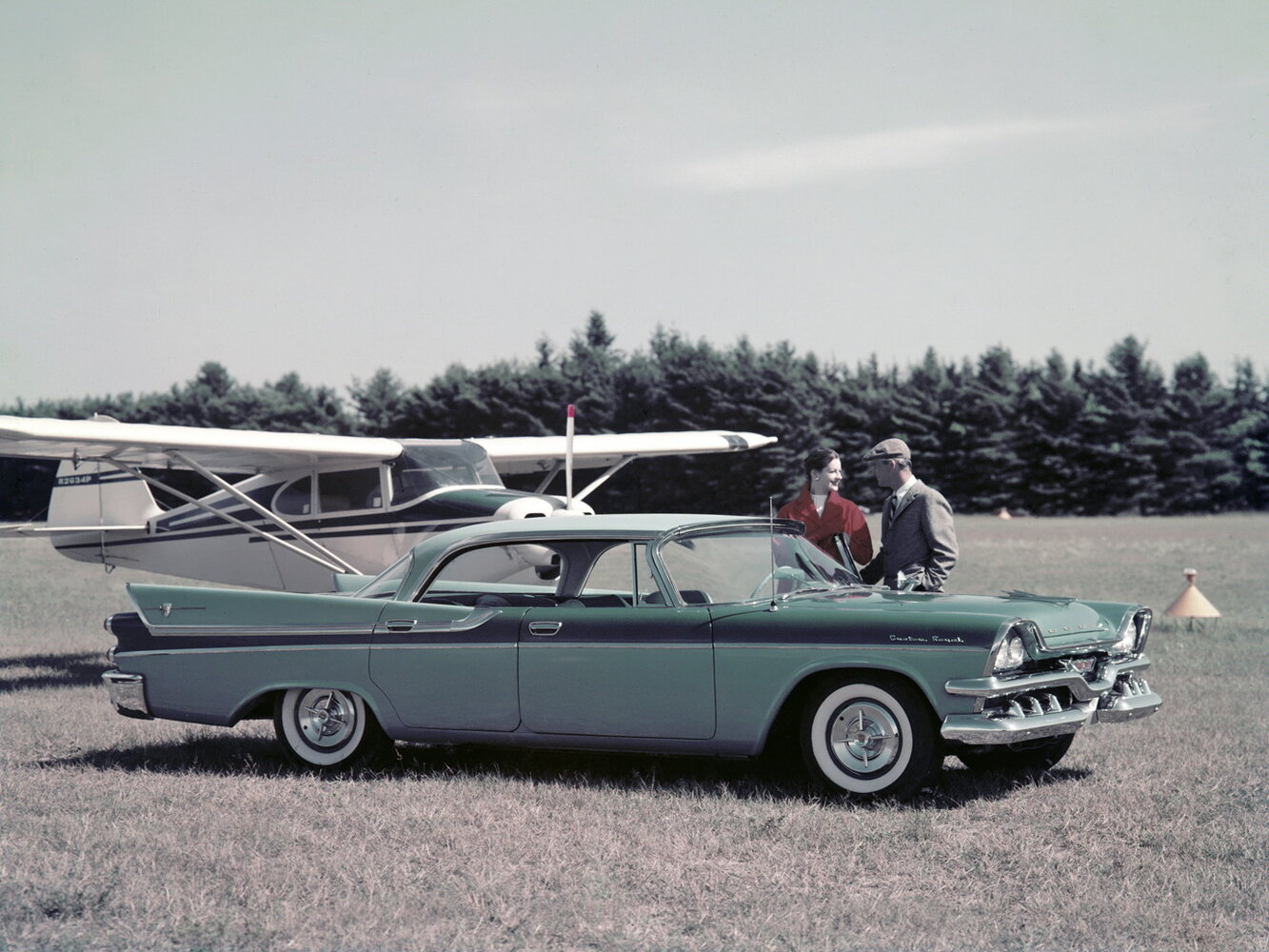 Dodge Custom Royal II, вид сбоку