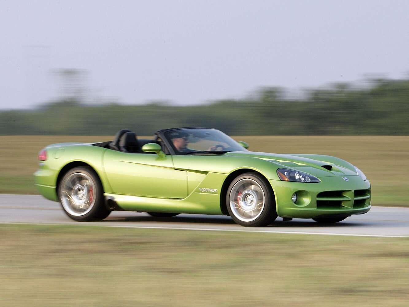 Dodge Viper IV, вид сбоку