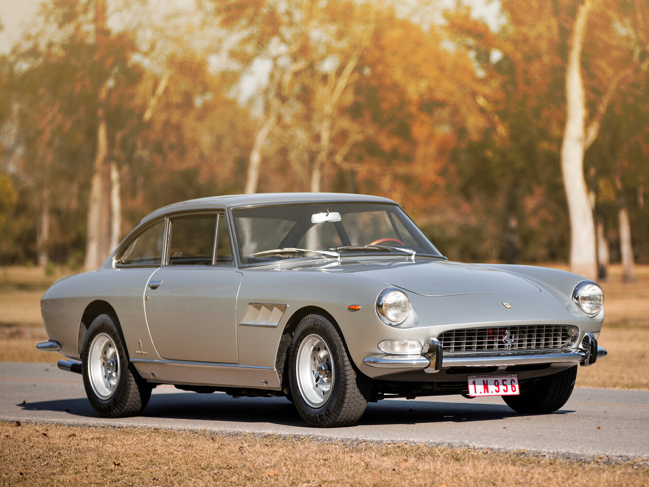 Ferrari 330 GT 2+2