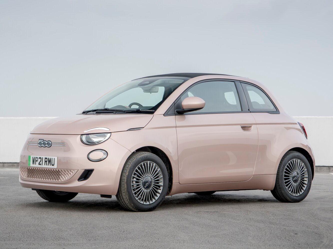 Fiat 500 III, Кабриолет: фото поколения